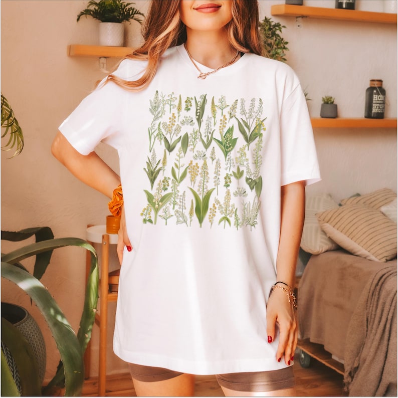 🌿 Boho Wildflower Botanical T-Shirt