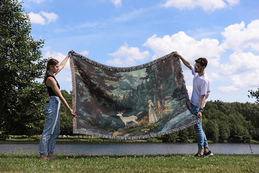 Celaena Sardothien Stag Horizontal Woven Throw Blanket