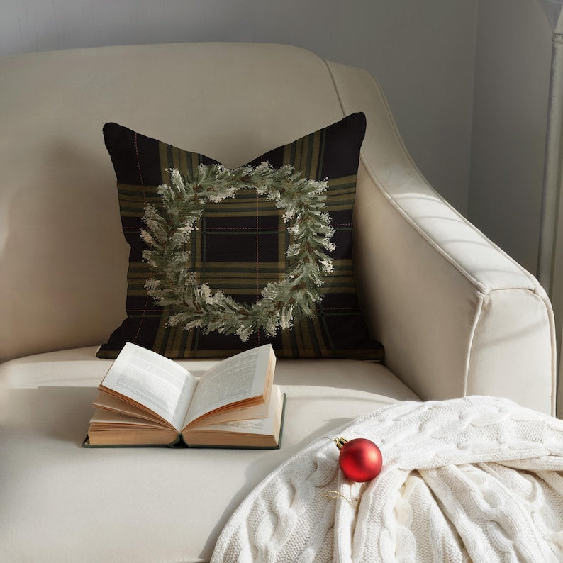 Green Wreath Pillow