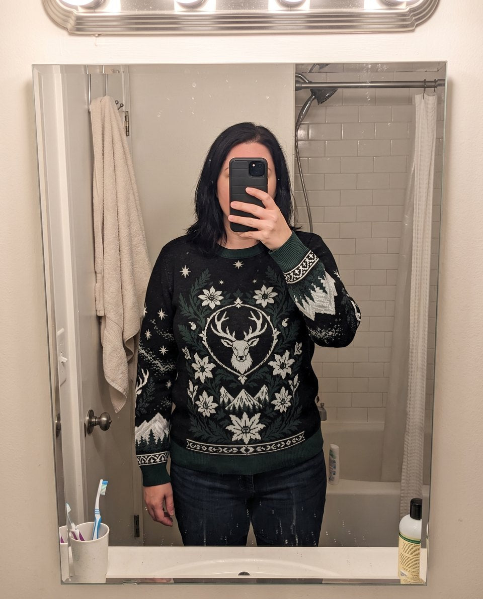 Classic Fit Knitted Crew worn in size XL