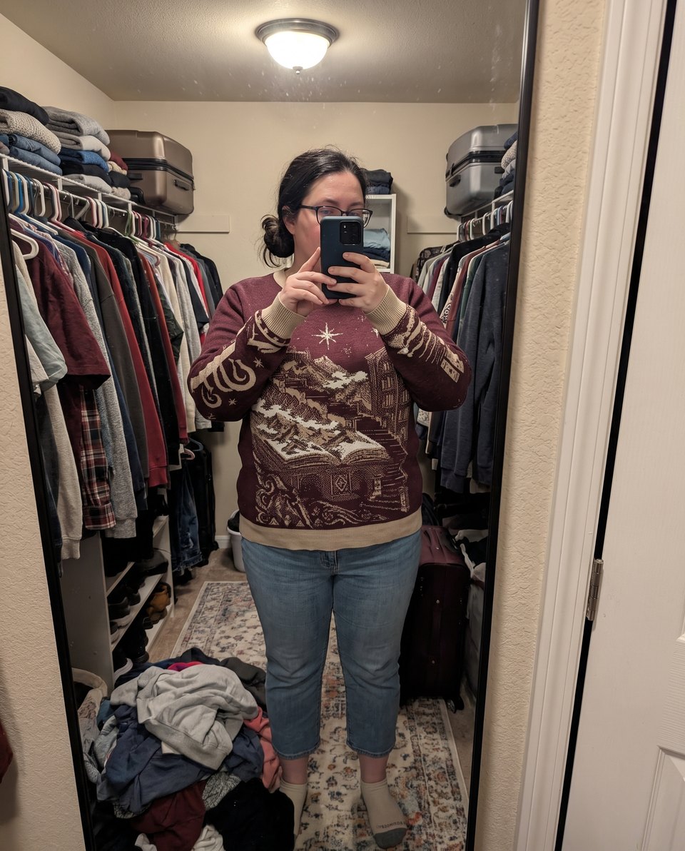 Classic Fit Knitted Crew worn in size 3XL
